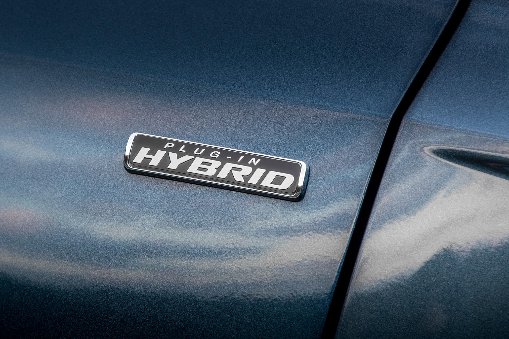 Hybridförderung mit bis zu 6.750 Euro PHEV-Bonus an